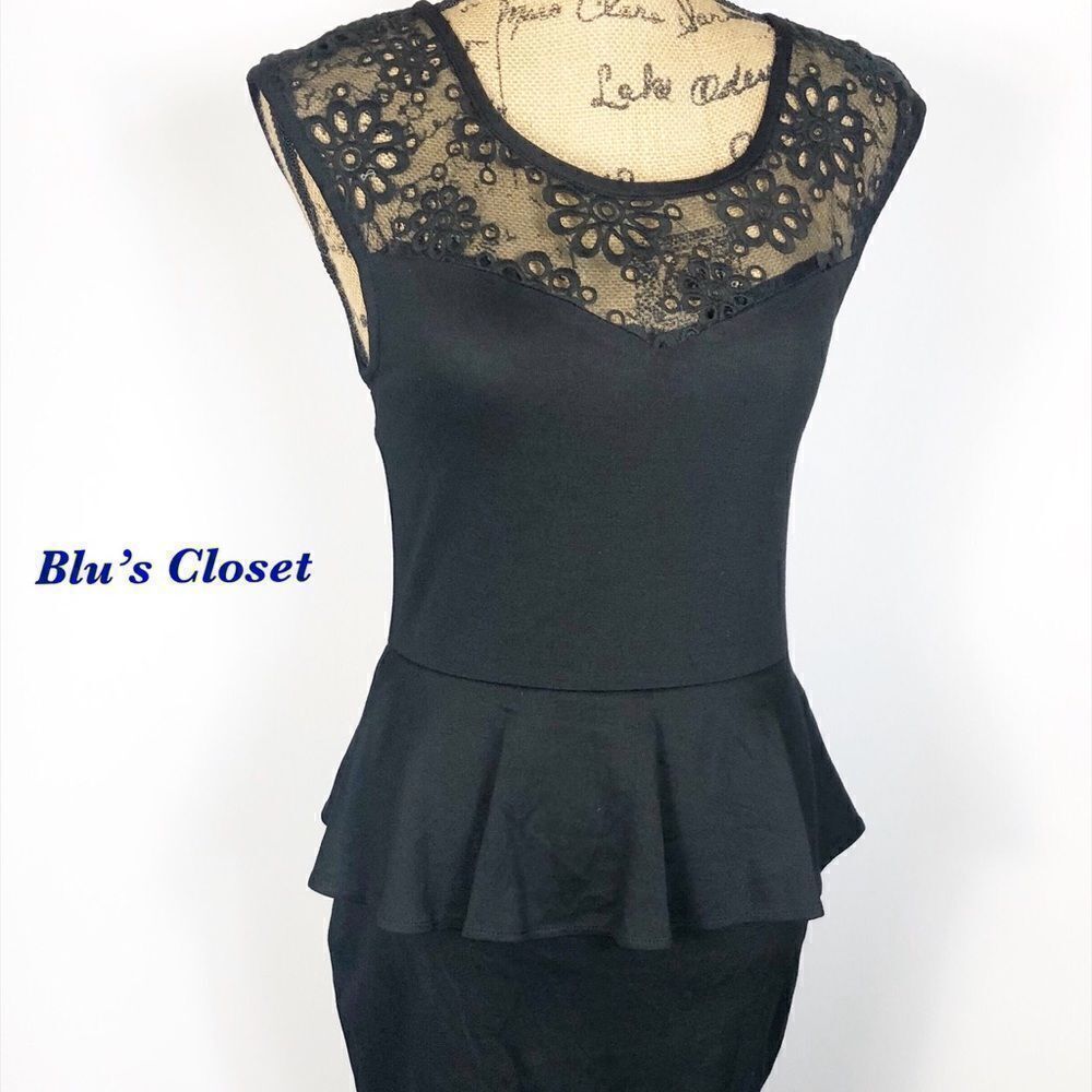 ENGLISH ROSE Women’s Black Fitted Dress